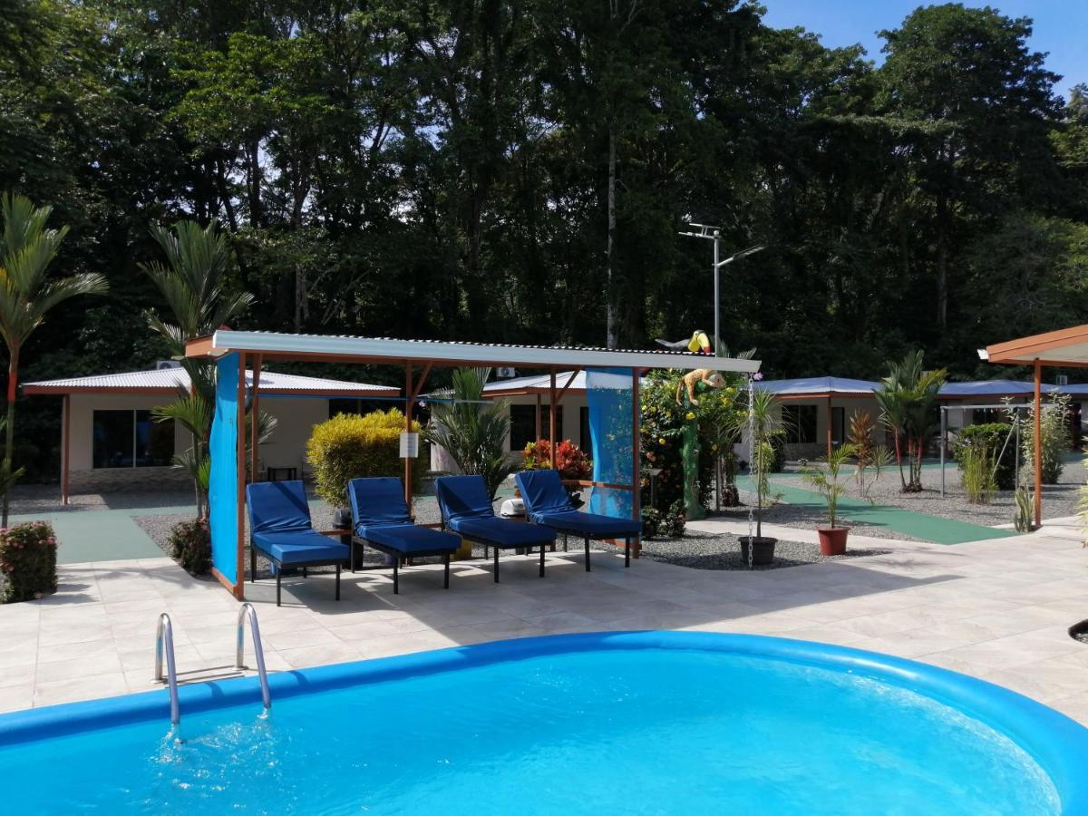 Puerto Vargas Lodge Cahuita Esterno foto
